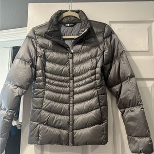 The North Face Women's Gray/silver Puffer Jacket